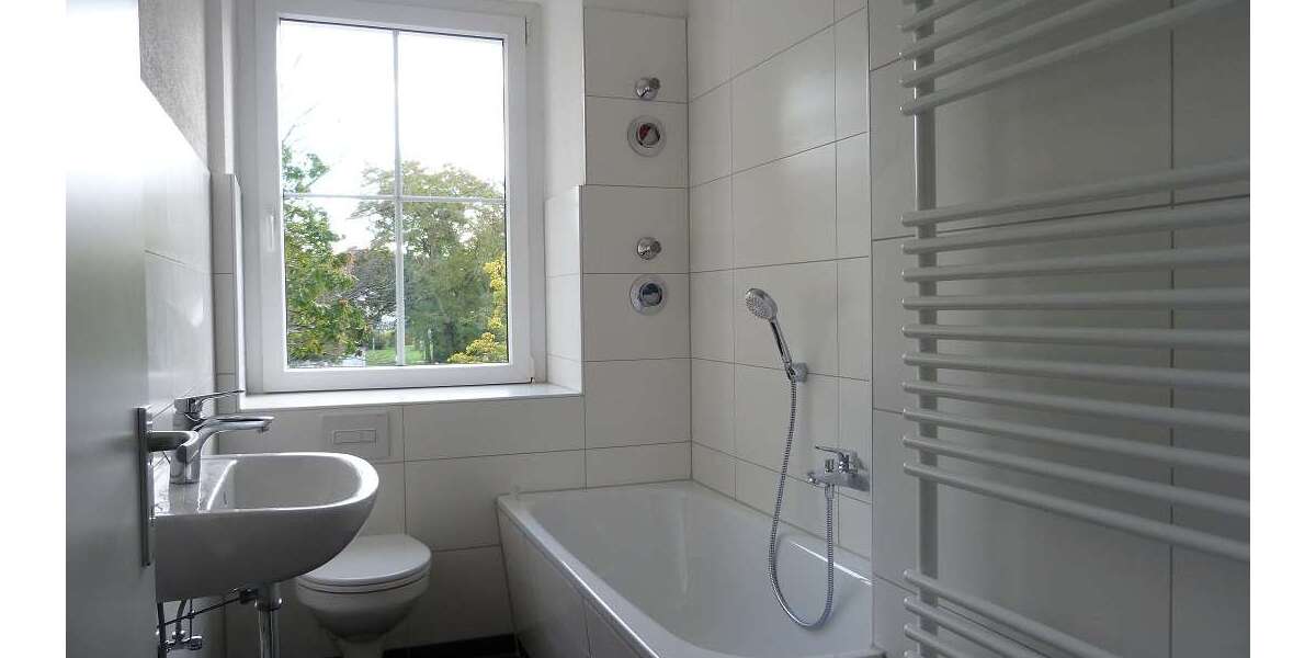 Etagenwohnung Leuna Leuna-Göhlitzsch - 3 Zimmer, 77 m&sup2;, 540&euro; | Angebot:26805451