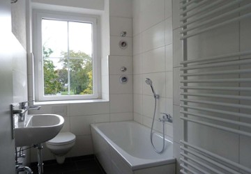 Wohnung Leuna Leuna-Göhlitzsch - 3 Zimmer, 77 m&sup2;, 540&euro; | Angebot:26805451