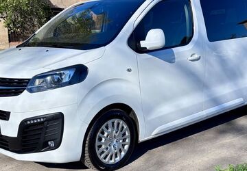 Opel Zafira Life 150.000 km 16.290 &euro; Schkopau / OT Wallendorf 06258