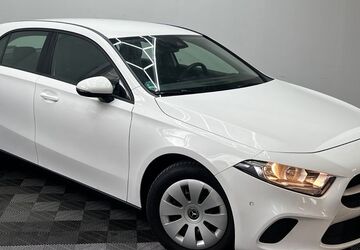 Mercedes-Benz A 180 127.634 km 14.799 &euro; Leipzig 04328