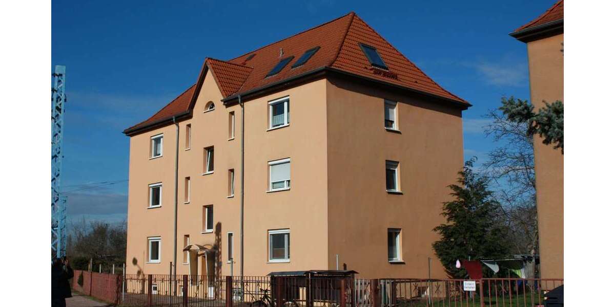 Etagenwohnung Merseburg Kötzschen - 3 Zimmer, 62 m&sup2;, 375&euro; | Angebot:27216946