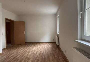 Wohnung Leuna - 3 Zimmer, 76 m&sup2;, 490&euro; | Angebot:27330670