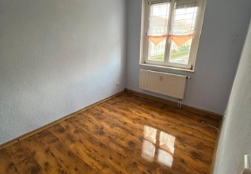 Wohnung Hohenmölsen - 2 Zimmer, 36 m&sup2;, 260&euro; | Angebot:24623968