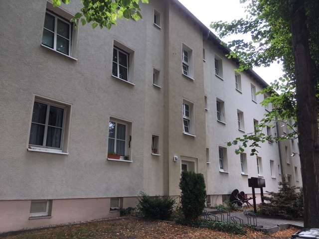 Etagenwohnung Rötha - 2 Zimmer, 40 m&sup2;, 285&euro; | Angebot:27317772