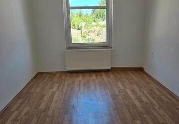 Wohnung Grimma - 3 Zimmer, 64 m&sup2;, 550&euro; | Angebot:27539927