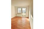 Etagenwohnung Kitzscher - 4 Zimmer, 75 m&sup2;, 340&euro; | Angebot:23727921
