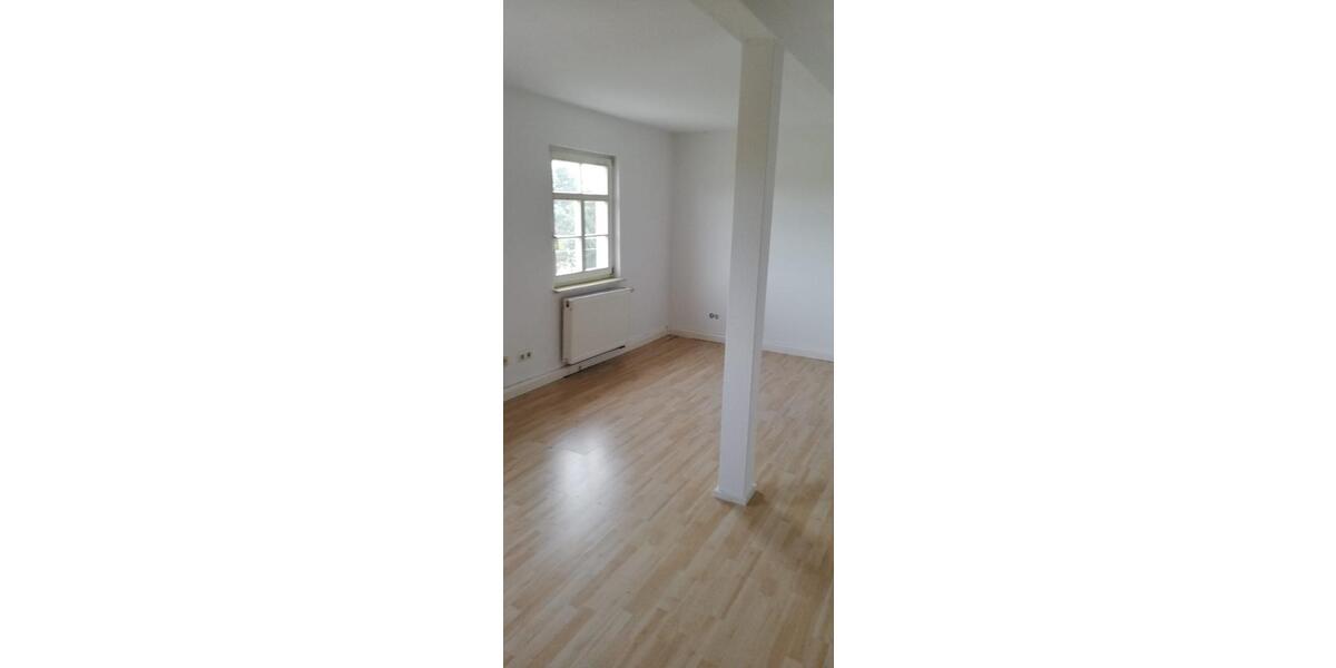 Dachgeschoßwohnung Regis-Breitingen Breitingen - 3 Zimmer, 65 m&sup2;, 338&euro; | Angebot:25306524