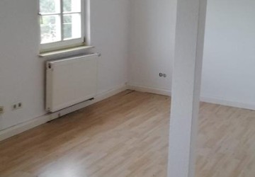 Wohnung Regis-Breitingen Breitingen - 3 Zimmer, 65 m&sup2;, 338&euro; | Angebot:25306524