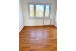 Etagenwohnung Kitzscher - 4 Zimmer, 75 m&sup2;, 340&euro; | Angebot:23727921