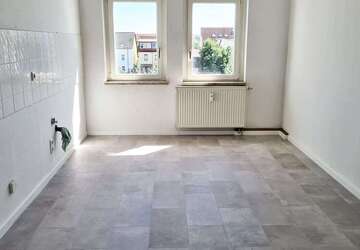 Wohnung Wurzen Altstadt - 2 Zimmer, 64 m&sup2;, 365&euro; | Angebot:27593520