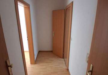 Wohnung Neukieritzsch - 1 Zimmer, 29 m&sup2;, 240&euro; | Angebot:27702367